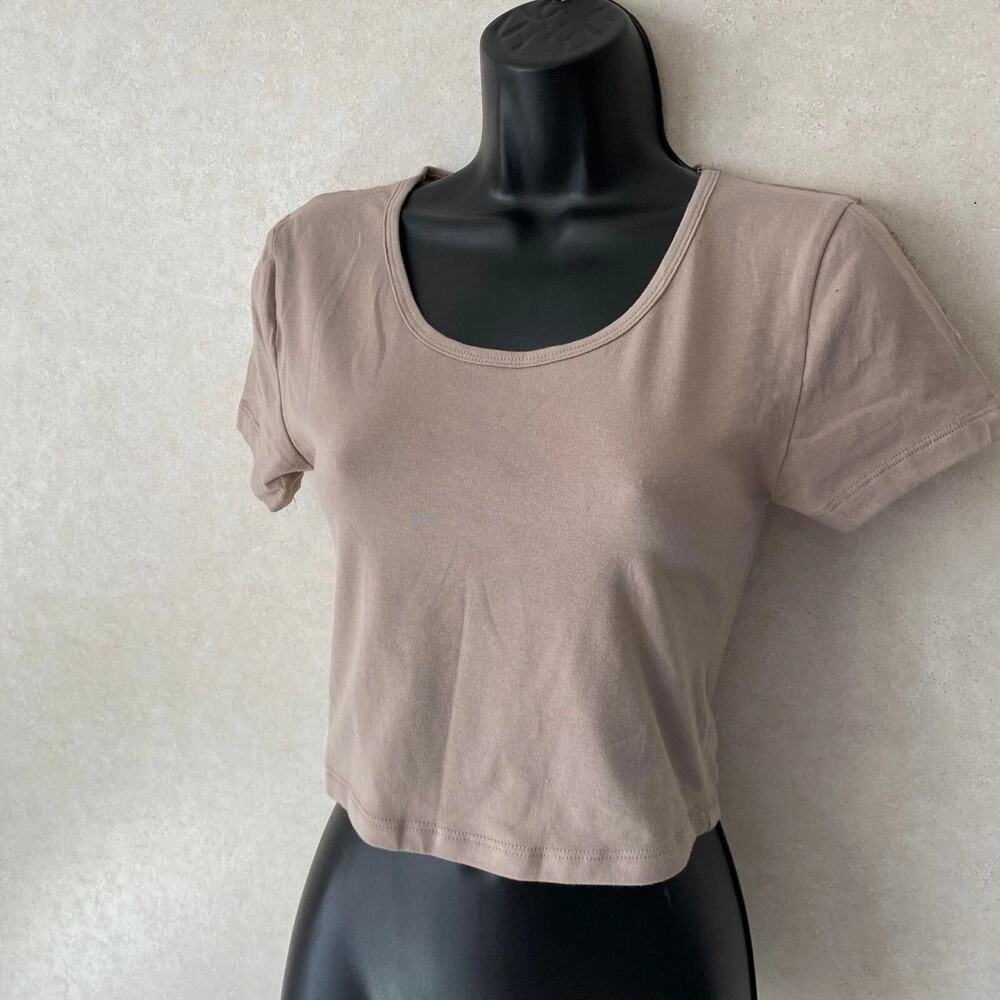 2 Zenana Outfitters‎ Scoop Neck Cropped Cotton Top Short Sleeve Blue & Brn Large - Picture 3 of 6
